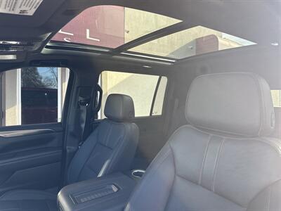 2023 Chevrolet Suburban RST   - Photo 10 - Rushville, IN 46173