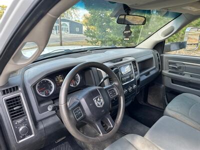 2015 RAM 3500 Tradesman   - Photo 10 - Rushville, IN 46173