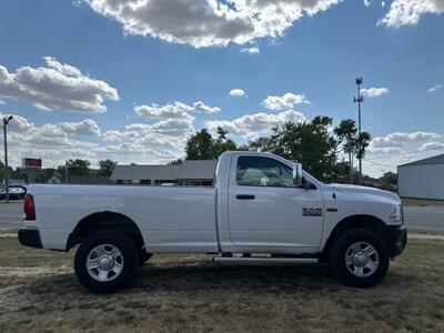 2015 RAM 3500 Tradesman   - Photo 5 - Rushville, IN 46173