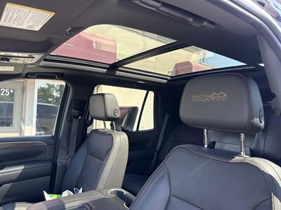 2022 Chevrolet Tahoe High Country   - Photo 8 - Rushville, IN 46173