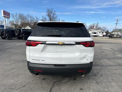 2022 Chevrolet Traverse LT Cloth   - Photo 6 - Rushville, IN 46173