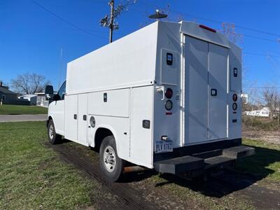 2016 Chevrolet Express 3500 3500   - Photo 8 - Rushville, IN 46173