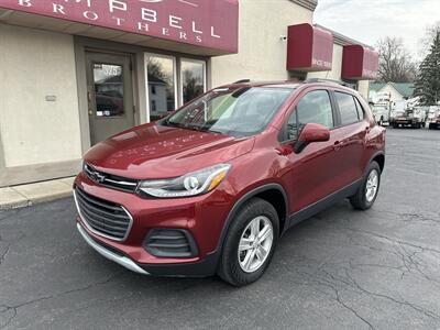 2021 Chevrolet Trax LT   - Photo 2 - Rushville, IN 46173