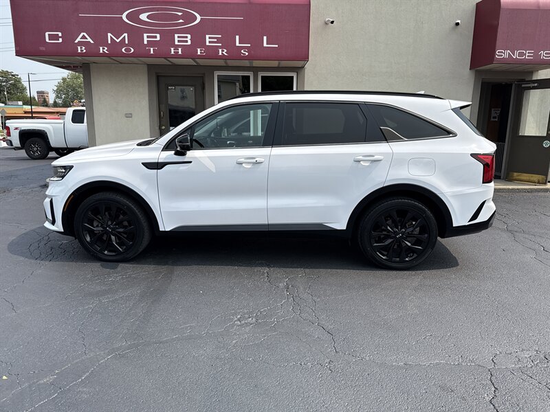 2021 Kia Sorento SX Prestige - Photo 1 - Rushville, IN 46173