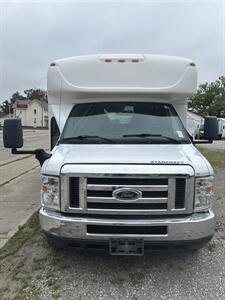 2017 Ford E-450 SD   - Photo 6 - Rushville, IN 46173