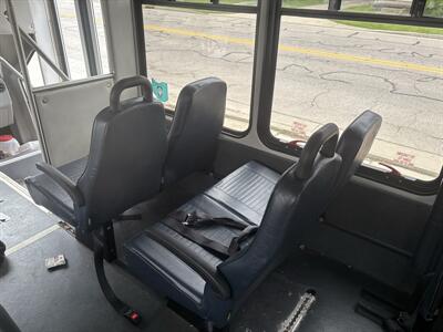 2017 Ford E-450 SD   - Photo 17 - Rushville, IN 46173