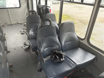 2017 Ford E-450 SD   - Photo 14 - Rushville, IN 46173