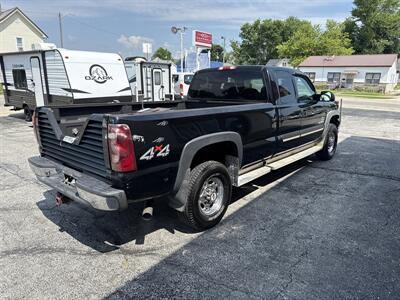 2003 Chevrolet Silverado 2500HD LS   - Photo 5 - Rushville, IN 46173