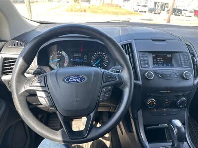 2018 Ford Edge SE   - Photo 15 - Rushville, IN 46173