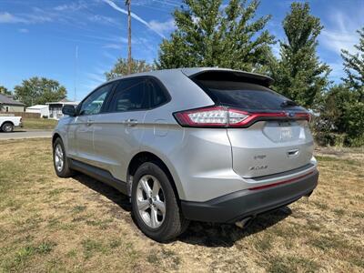 2018 Ford Edge SE   - Photo 8 - Rushville, IN 46173