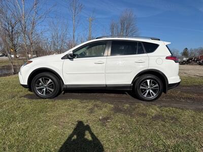 2017 Toyota RAV4 XLE   - Photo 1 - Rushville, IN 46173