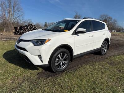 2017 Toyota RAV4 XLE   - Photo 2 - Rushville, IN 46173