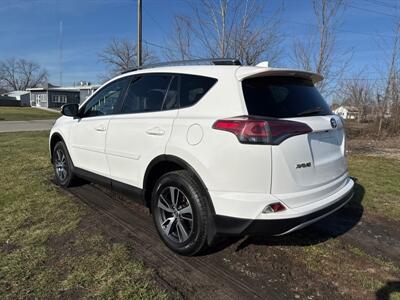 2017 Toyota RAV4 XLE   - Photo 8 - Rushville, IN 46173