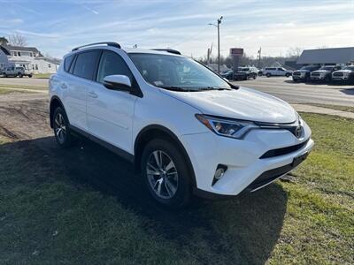 2017 Toyota RAV4 XLE   - Photo 4 - Rushville, IN 46173