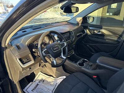 2022 GMC Terrain SLE   - Photo 8 - Rushville, IN 46173