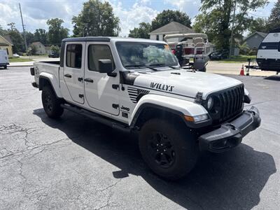 2021 Jeep Gladiator Willys Sport - Photo 4 - Rushville, IN 46173