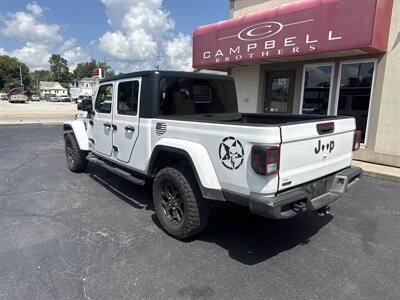 2021 Jeep Gladiator Willys Sport - Photo 7 - Rushville, IN 46173