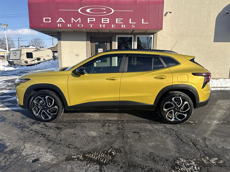 2025 Chevrolet Trax RS   - Photo 1 - Rushville, IN 46173