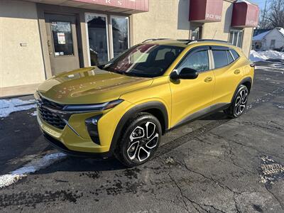 2025 Chevrolet Trax RS - Photo 2 - Rushville, IN 46173