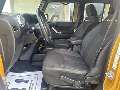2014 Jeep Wrangler Unlimited Sahara   - Photo 8 - Rushville, IN 46173