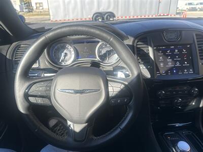 2022 Chrysler 300 Series S V6 - Photo 12 - Rushville, IN 46173
