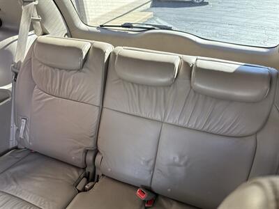 2010 Toyota Sienna XLE - Photo 12 - Rushville, IN 46173