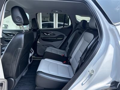 2024 GMC Terrain SLT   - Photo 11 - Rushville, IN 46173