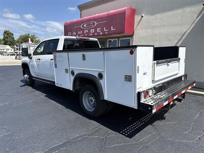 2021 Chevrolet Silverado 3500HD CC Work Truck   - Photo 7 - Rushville, IN 46173