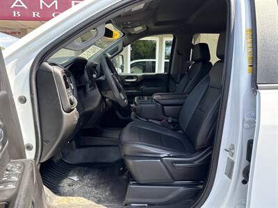 2021 Chevrolet Silverado 3500HD CC Work Truck   - Photo 12 - Rushville, IN 46173