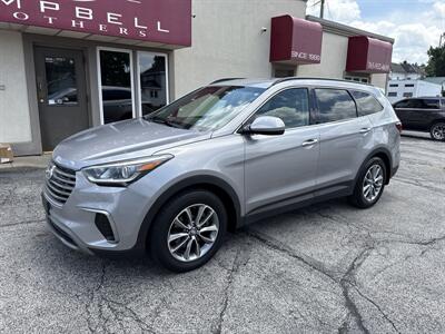2017 Hyundai SANTA FE SE   - Photo 2 - Rushville, IN 46173