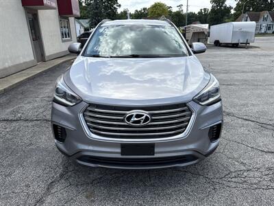 2017 Hyundai SANTA FE SE   - Photo 3 - Rushville, IN 46173