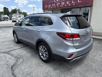 2017 Hyundai SANTA FE SE   - Photo 8 - Rushville, IN 46173