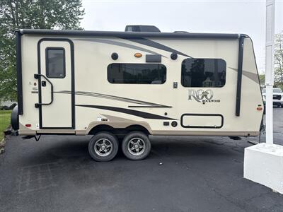 2018 Forest River Roo   - Photo 14 - Rushville, IN 46173