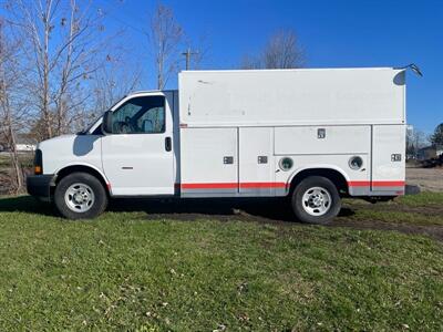 2012 Chevrolet Express 3500   - Photo 1 - Rushville, IN 46173