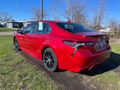 2024 Toyota Camry SE   - Photo 8 - Rushville, IN 46173