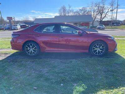 2024 Toyota Camry SE   - Photo 5 - Rushville, IN 46173