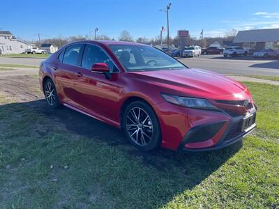 2024 Toyota Camry SE   - Photo 4 - Rushville, IN 46173