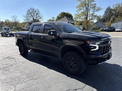 2025 Chevrolet Silverado 1500 ZR2   - Photo 4 - Rushville, IN 46173