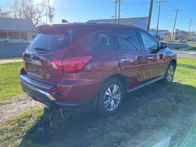 2020 Nissan Pathfinder SV   - Photo 6 - Rushville, IN 46173