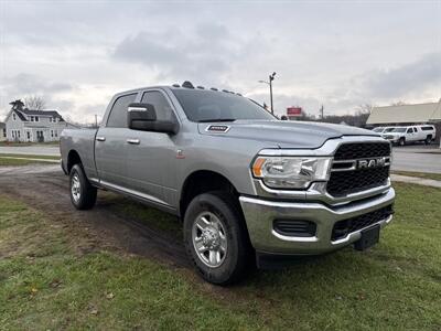 2024 RAM 3500 Tradesman   - Photo 4 - Rushville, IN 46173