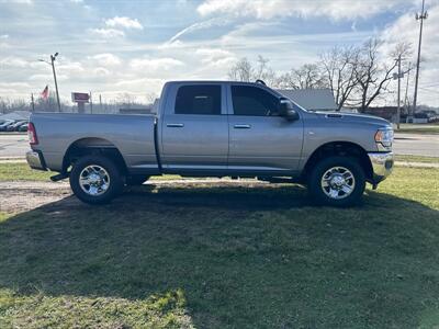 2024 RAM 3500 Tradesman   - Photo 5 - Rushville, IN 46173