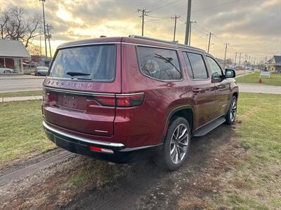 2022 Jeep Wagoneer Series II   - Photo 6 - Rushville, IN 46173