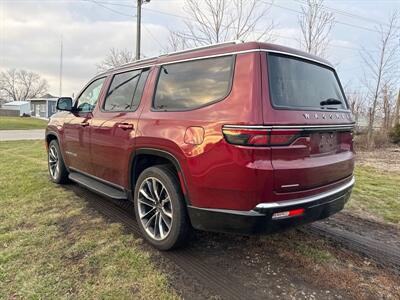 2022 Jeep Wagoneer Series II   - Photo 7 - Rushville, IN 46173