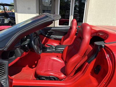 2004 Chevrolet Corvette Convertible - Photo 8 - Rushville, IN 46173
