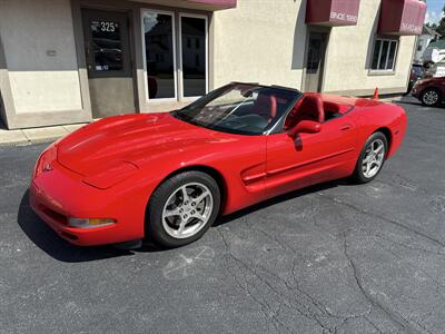2004 Chevrolet Corvette Convertible - Photo 2 - Rushville, IN 46173