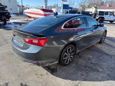 2021 Chevrolet Malibu RS   - Photo 6 - Rushville, IN 46173