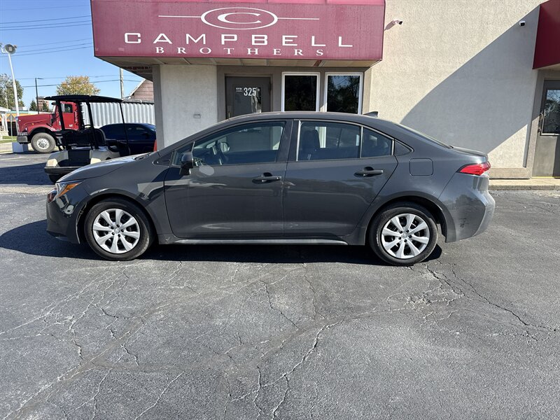 2024 Toyota Corolla LE   - Photo 1 - Rushville, IN 46173