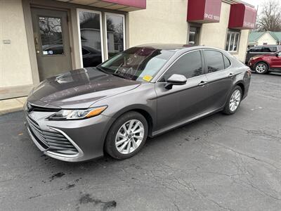 2023 Toyota Camry LE   - Photo 2 - Rushville, IN 46173
