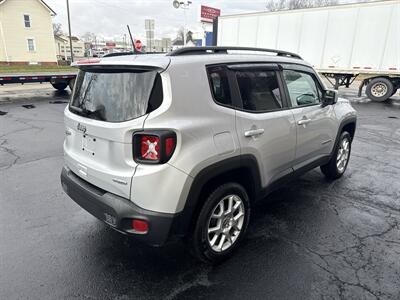 2019 Jeep Renegade Latitude - Photo 5 - Rushville, IN 46173