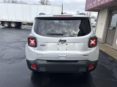 2019 Jeep Renegade Latitude - Photo 6 - Rushville, IN 46173